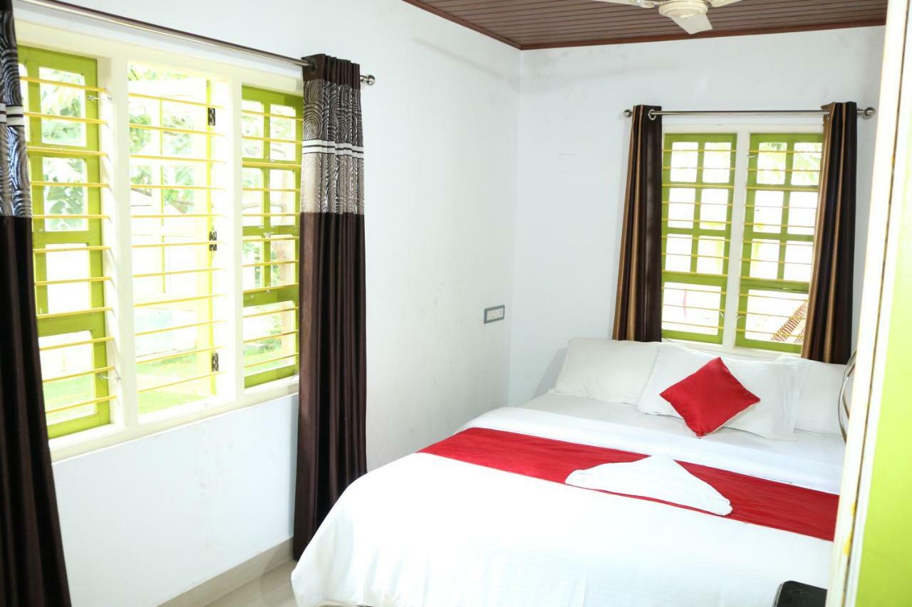 Marayoor Holidays Maraiyur Luaran gambar