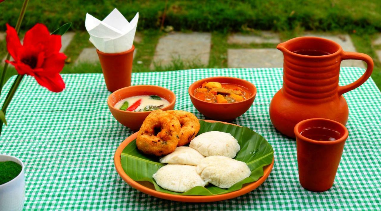Marayoor Holidays Maraiyur Luaran gambar