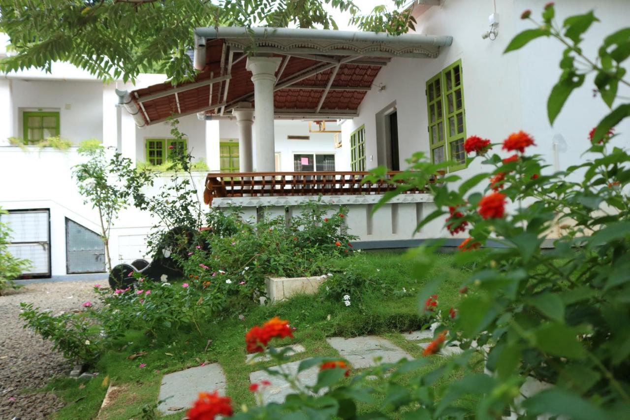 Marayoor Holidays Maraiyur Luaran gambar